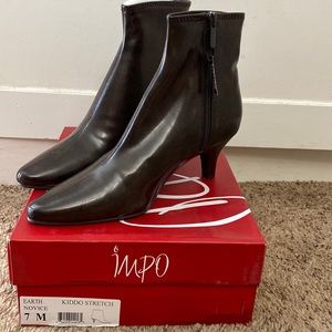 NWT Impo brown bootie size 7